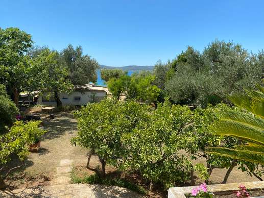 Added a photo to a location