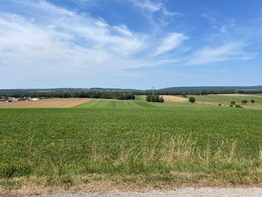 Einem Ort wurde ein Foto hinzugefügt