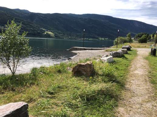 Added a photo to a location
