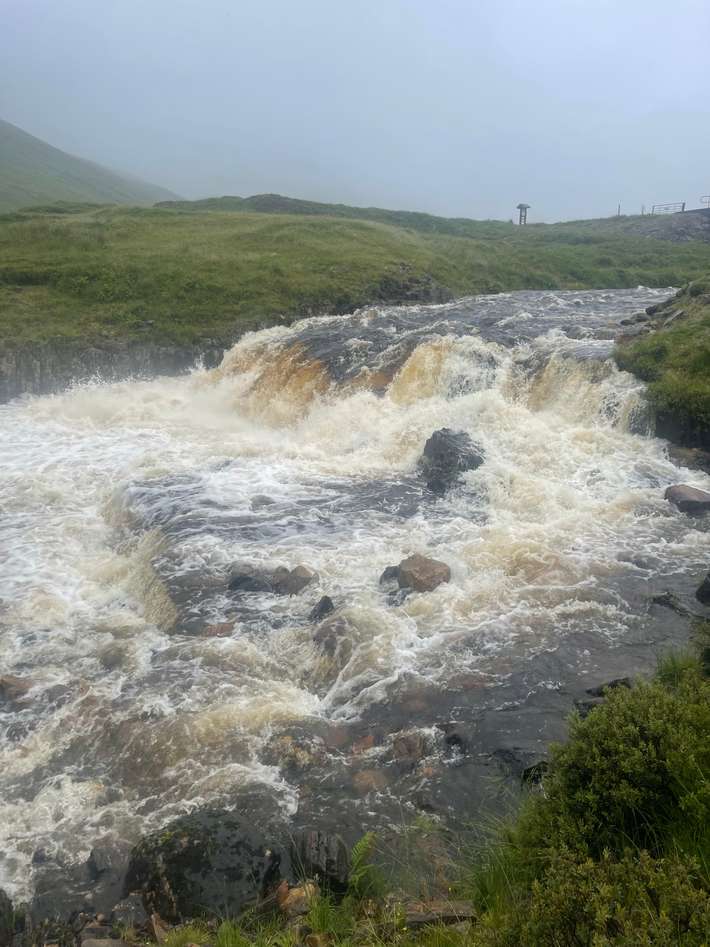 Parking Loch Cluanie