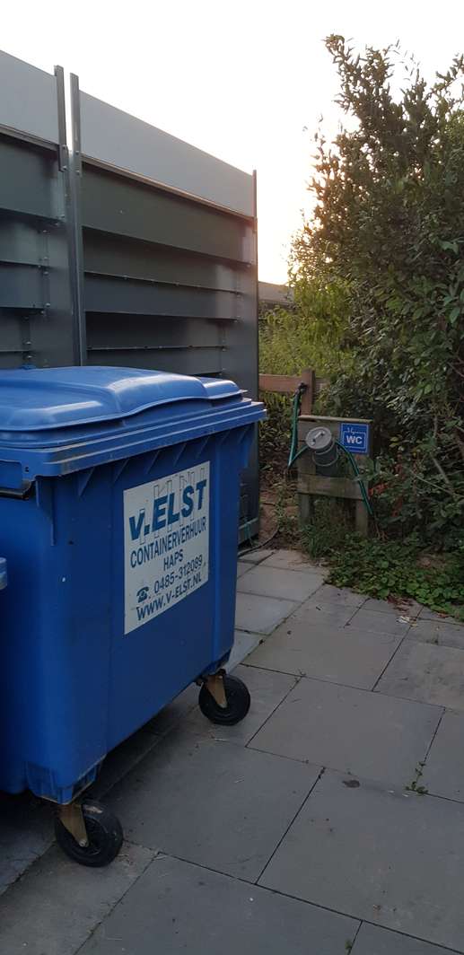 Einem Ort wurde ein Foto hinzugefügt