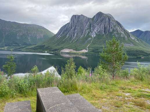 Een foto toegevoegd aan een locatie