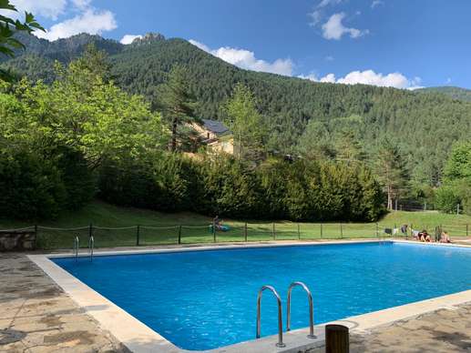 Added a photo to a location