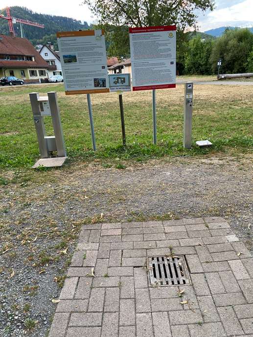Einem Ort wurde ein Foto hinzugefügt