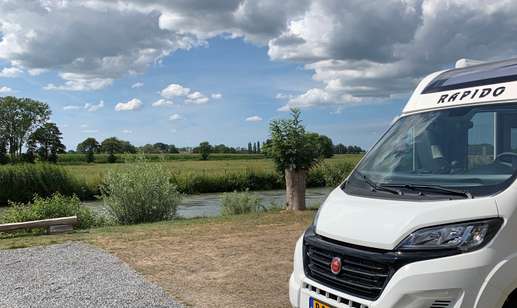 Een foto toegevoegd aan een locatie