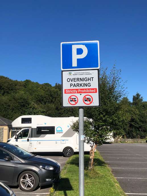 Einem Ort wurde ein Foto hinzugefügt