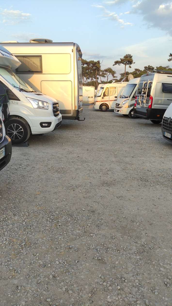 Aire de Camping-Cars de la Barre