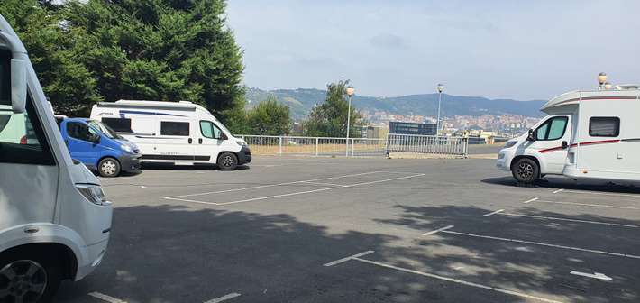 Bilbao Hostel motorhome area, Basurto-Zorroza,