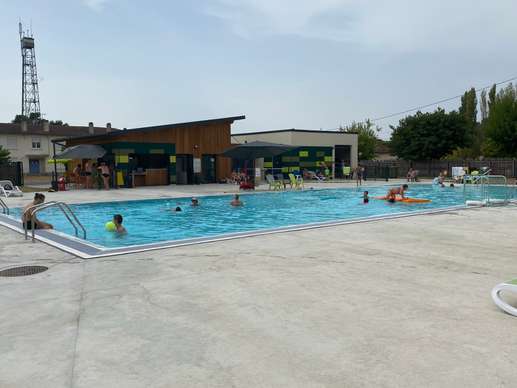 Added a photo to a location