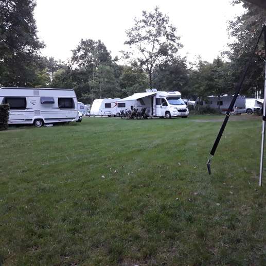 Einem Ort wurde ein Foto hinzugefügt