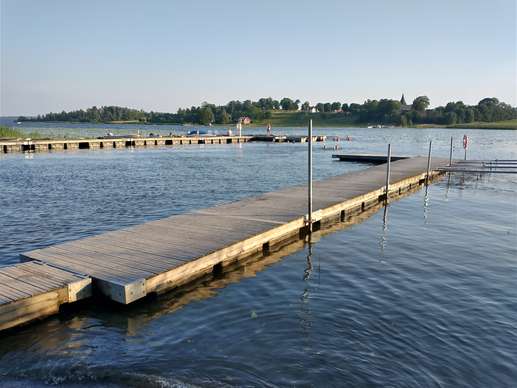 Einem Ort wurde ein Foto hinzugefügt