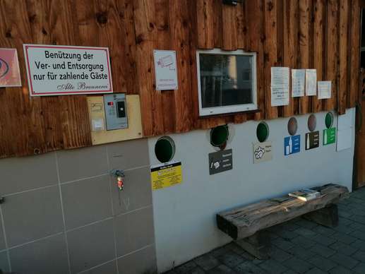 Einem Ort wurde ein Foto hinzugefügt