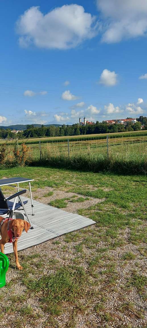 Einem Ort wurde ein Foto hinzugefügt