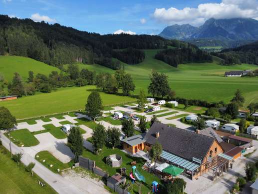Einem Ort wurde ein Foto hinzugefügt