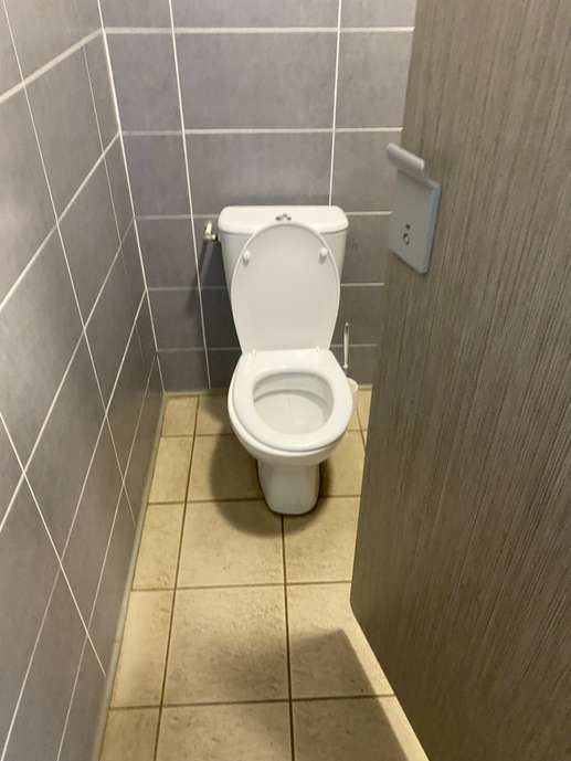 Einem Ort wurde ein Foto hinzugefügt