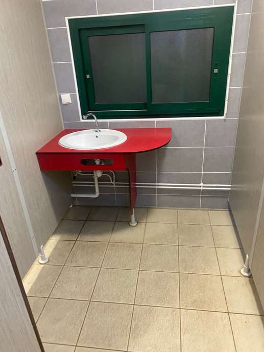 Einem Ort wurde ein Foto hinzugefügt