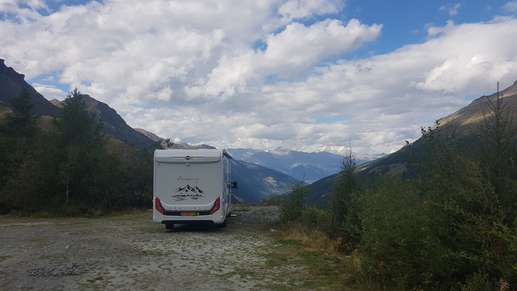 Een foto toegevoegd aan een locatie