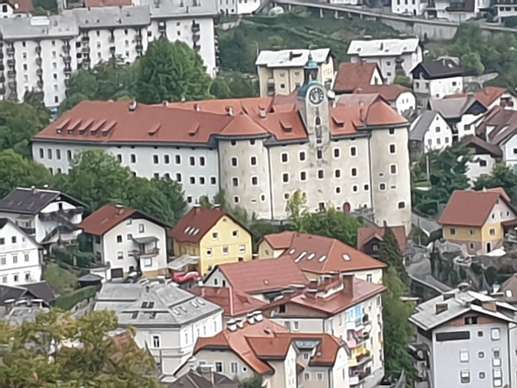 Einem Ort wurde ein Foto hinzugefügt