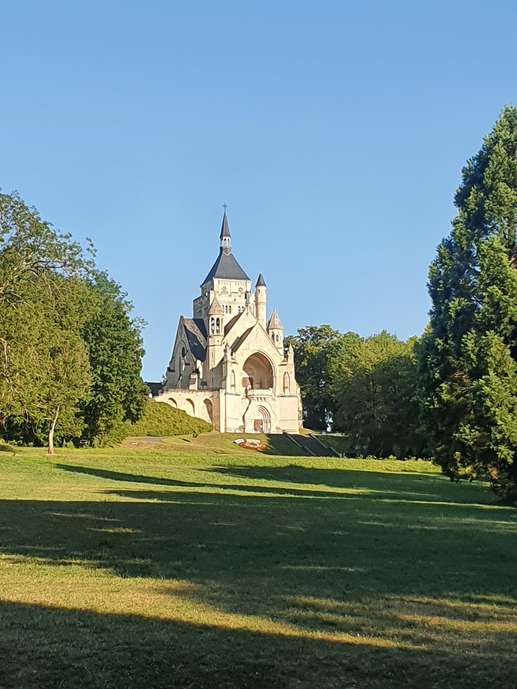 Added a photo to a location