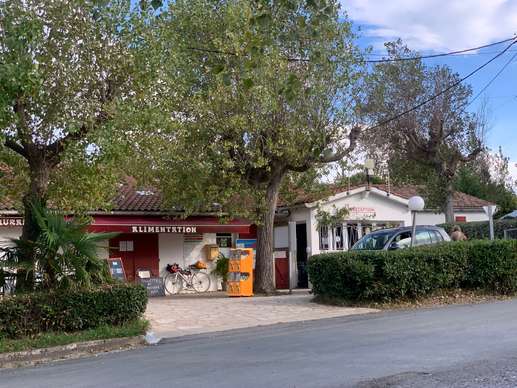 Added a photo to a location