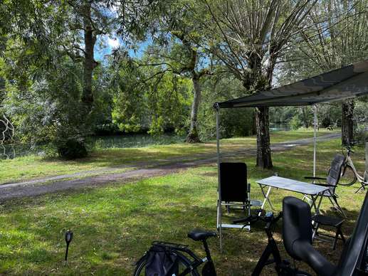 Added a photo to a location