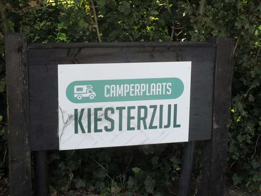 Einem Ort wurde ein Foto hinzugefügt