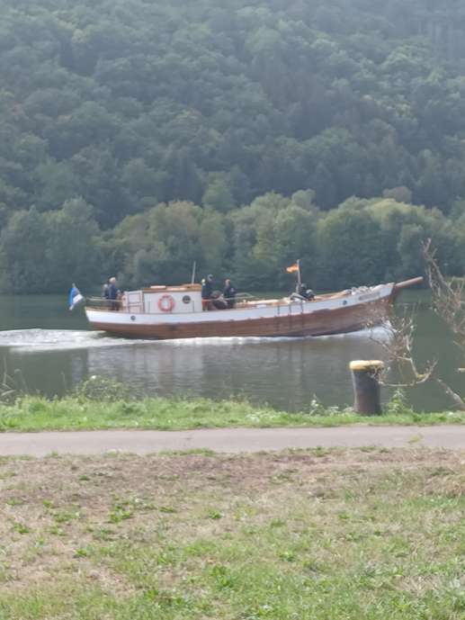 Einem Ort wurde ein Foto hinzugefügt