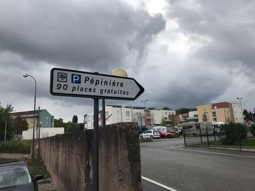 Einem Ort wurde ein Foto hinzugefügt