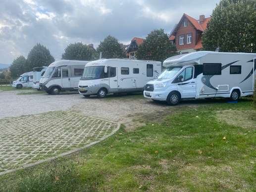 Einem Ort wurde ein Foto hinzugefügt