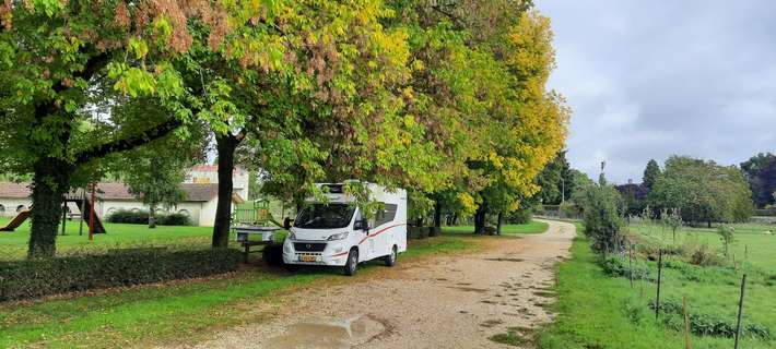 Parking Au bord de la Saulx