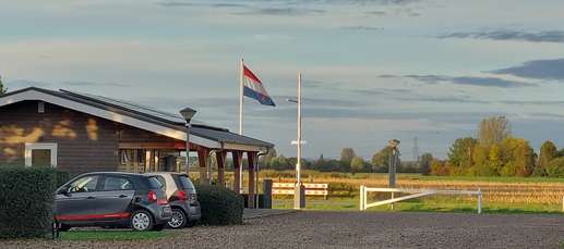 Einem Ort wurde ein Foto hinzugefügt