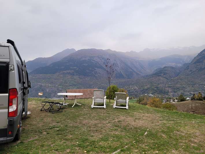 Panorama Stellplatz + Camping Basweri