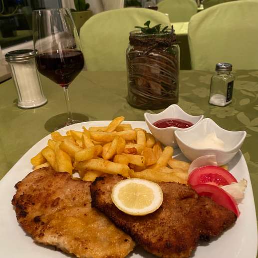 Einem Ort wurde ein Foto hinzugefügt