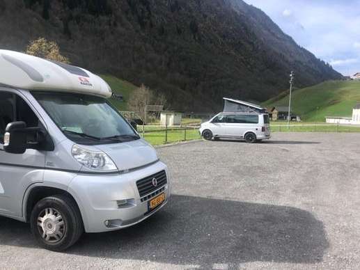 Een foto toegevoegd aan een locatie