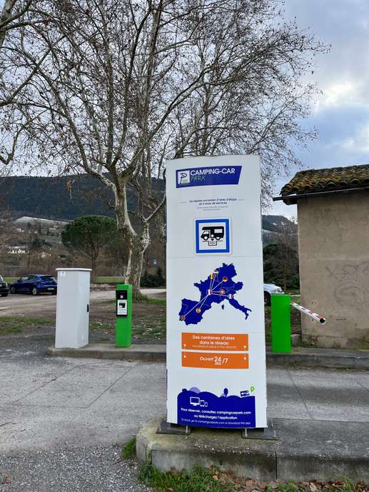 Ajout d'une photo à un emplacement