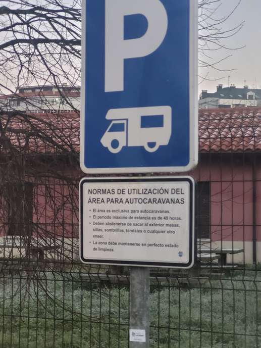 Einem Ort wurde ein Foto hinzugefügt