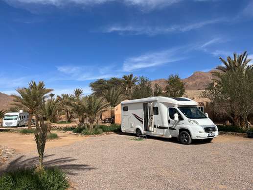 Einem Ort wurde ein Foto hinzugefügt