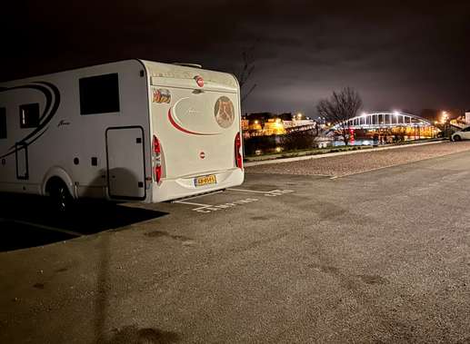 Een foto toegevoegd aan een locatie