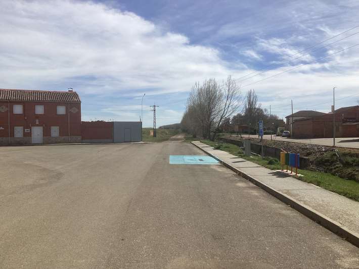 Área de caravanas, autocaravanas y campers