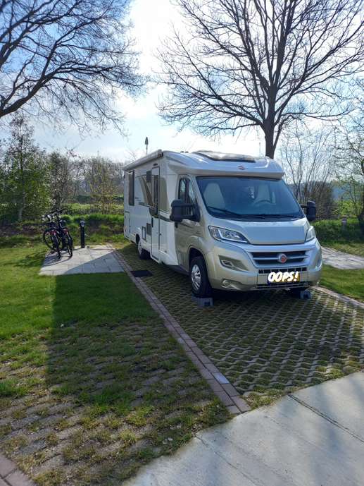 Een foto toegevoegd aan een locatie