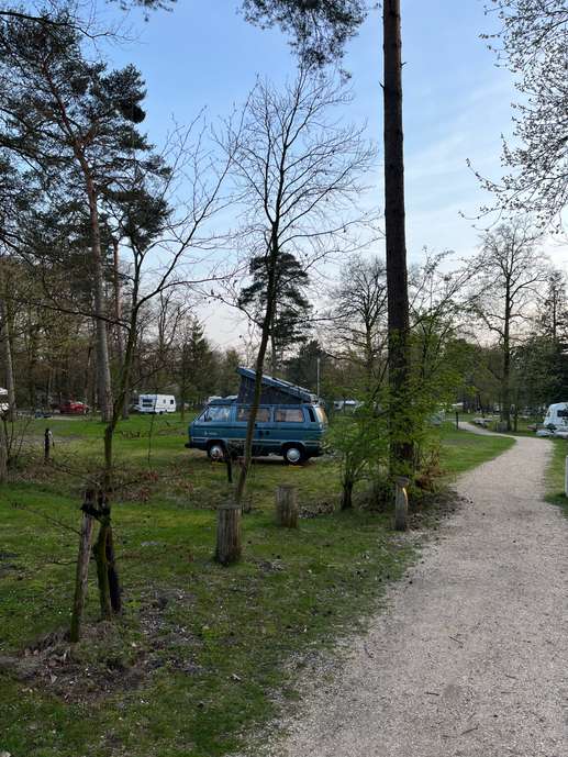 Einem Ort wurde ein Foto hinzugefügt
