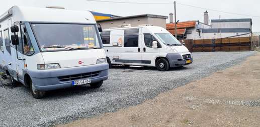 Einem Ort wurde ein Foto hinzugefügt
