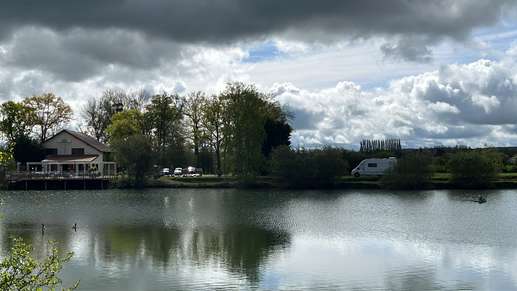 Een foto toegevoegd aan een locatie