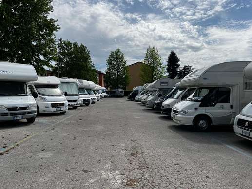 Aggiunta una foto a una posizione