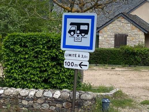 Einem Ort wurde ein Foto hinzugefügt
