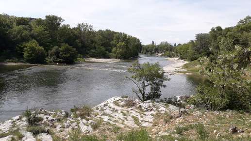 Added a photo to a location