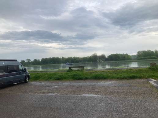 Added a photo to a location