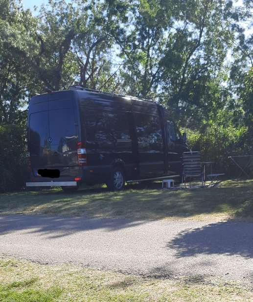 Einem Ort wurde ein Foto hinzugefügt