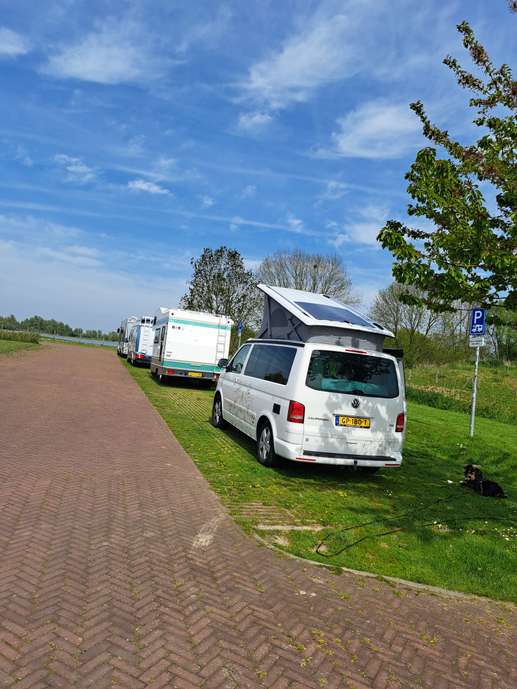 Een foto toegevoegd aan een locatie