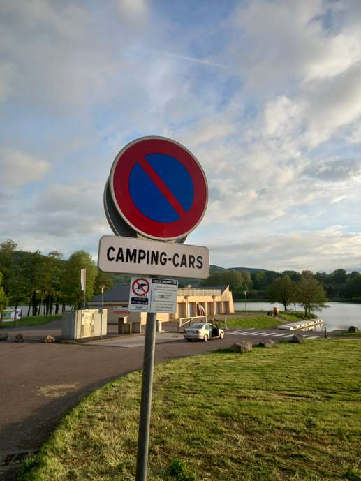 Een foto toegevoegd aan een locatie